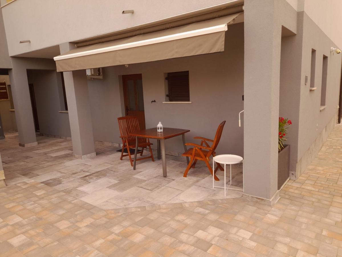 Apartments Ester Victoria Μεντουλίν Εξωτερικό φωτογραφία