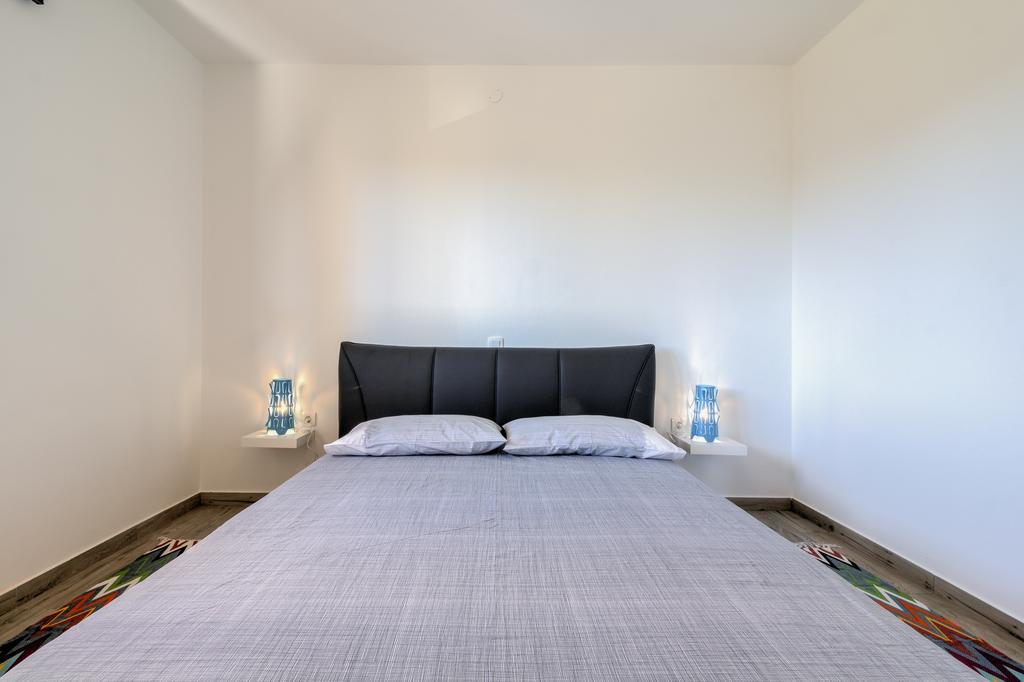 Apartments Ester Victoria Μεντουλίν Εξωτερικό φωτογραφία