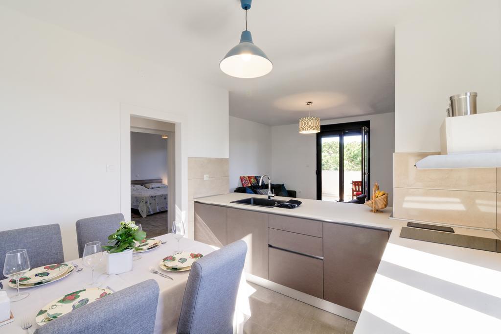 Apartments Ester Victoria Μεντουλίν Εξωτερικό φωτογραφία