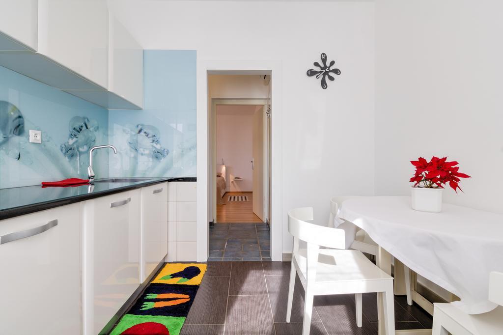 Apartments Ester Victoria Μεντουλίν Εξωτερικό φωτογραφία